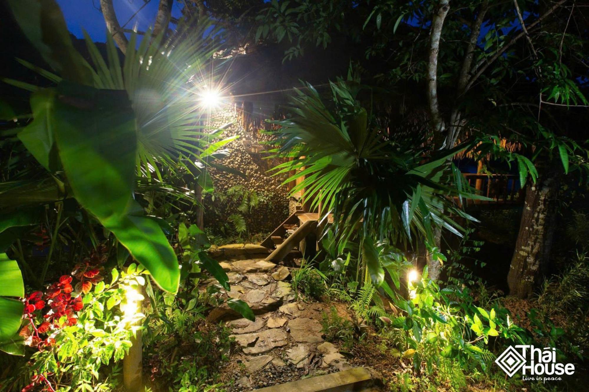 Thai House Pu Luong - Century Old Stilt House With Terrace Views Huong Ba Thuoc Εξωτερικό φωτογραφία