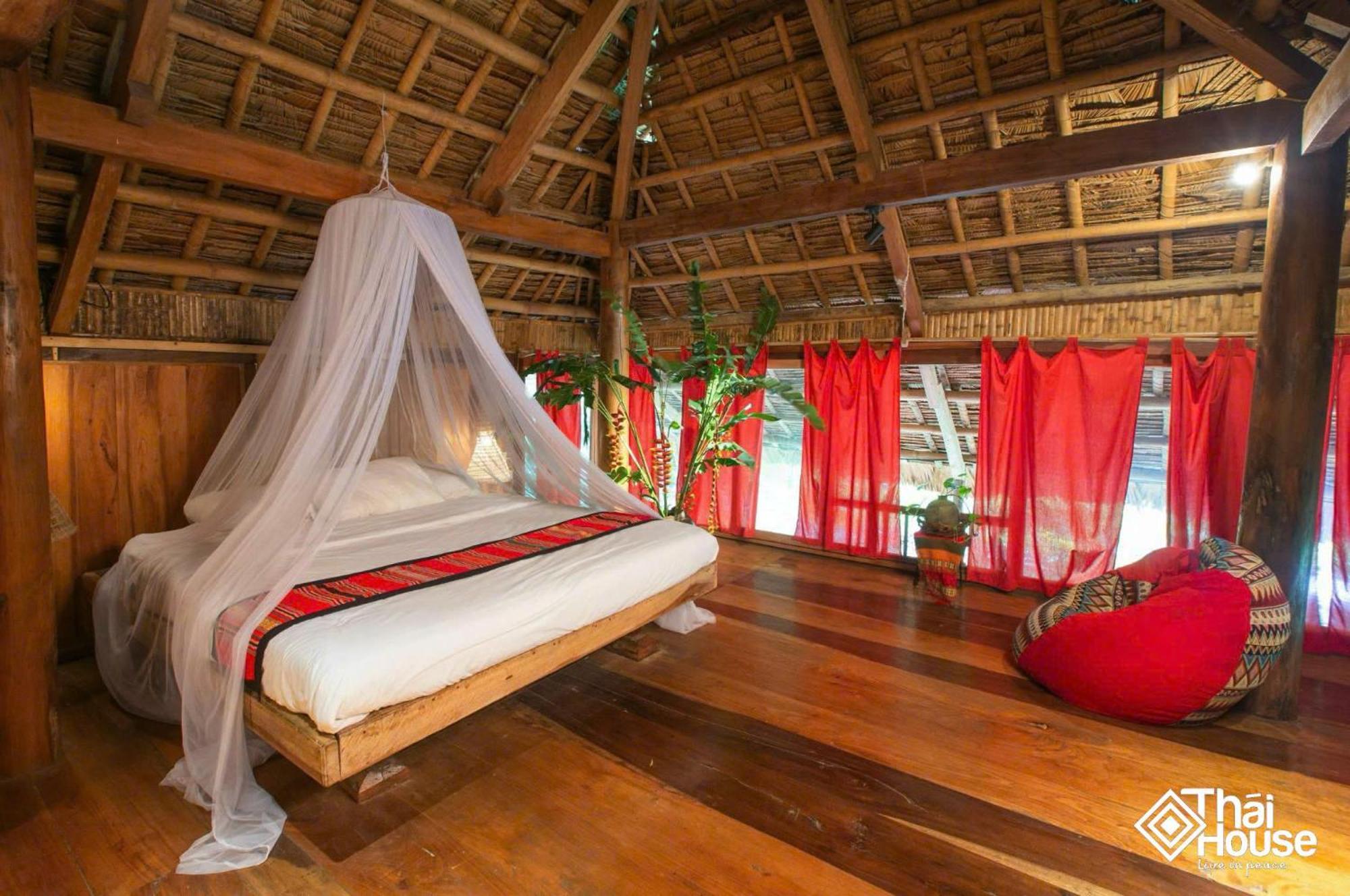 Thai House Pu Luong - Century Old Stilt House With Terrace Views Huong Ba Thuoc Εξωτερικό φωτογραφία